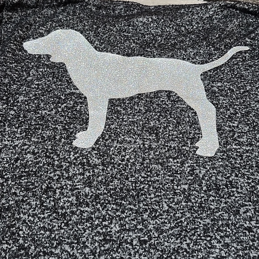 VS PINK 2018 IRIDESCENT GLITTER DOG LOGO SUPER-SOFT LONG-SLEEVED SLEEPWEAR TOP S